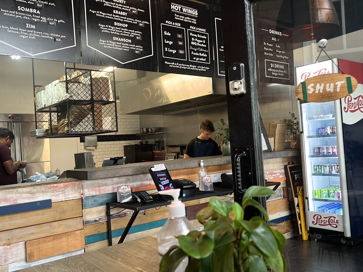 Burger Geek (Eden Terrace): the place