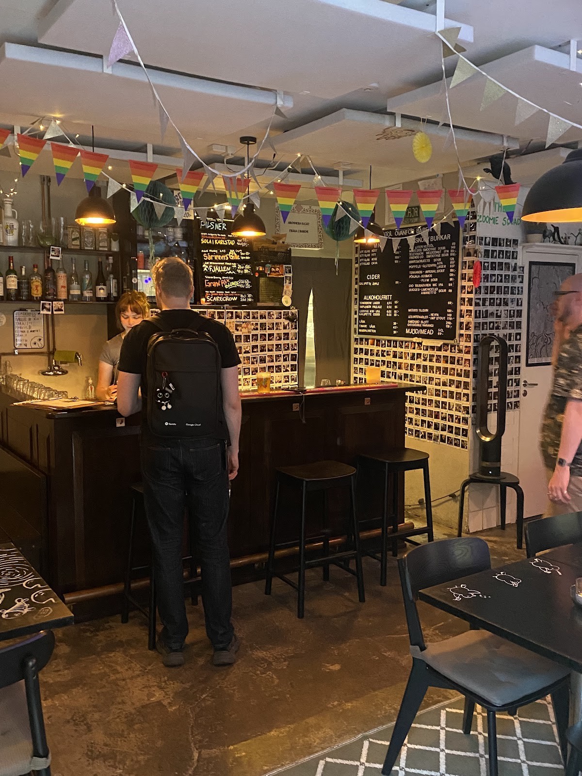 Bar Kaja: the place