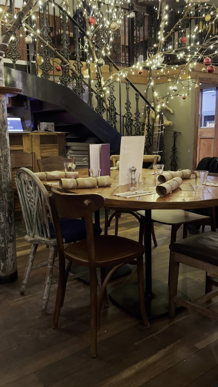 Stravaigin: the place