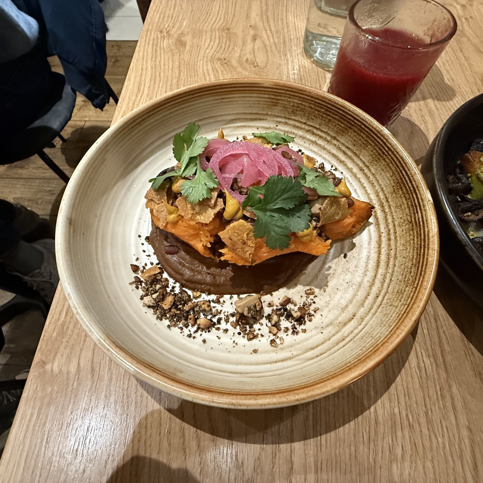 the friendly kitchen: food & drinks