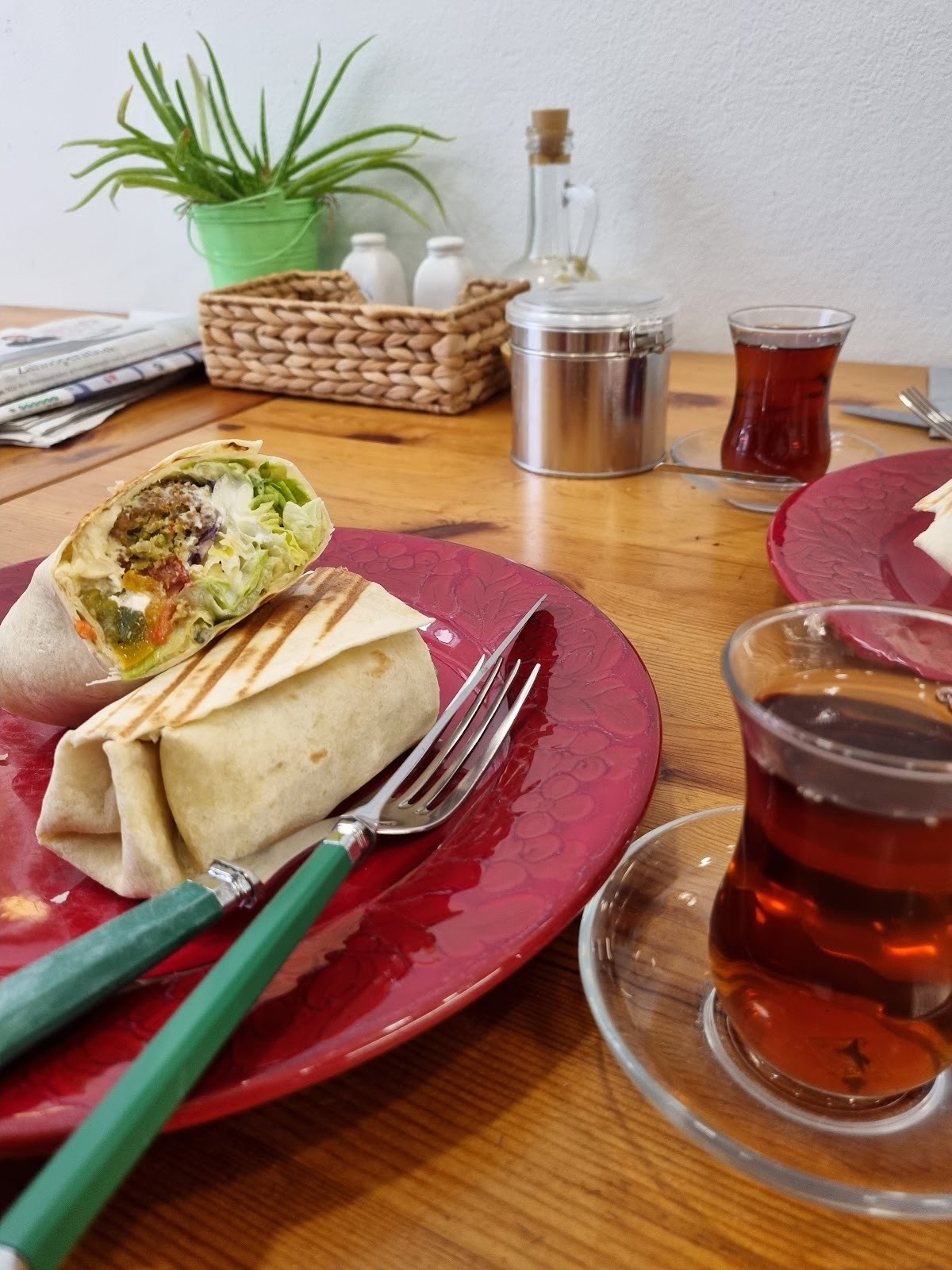 Ferri's Bistro: food & drinks