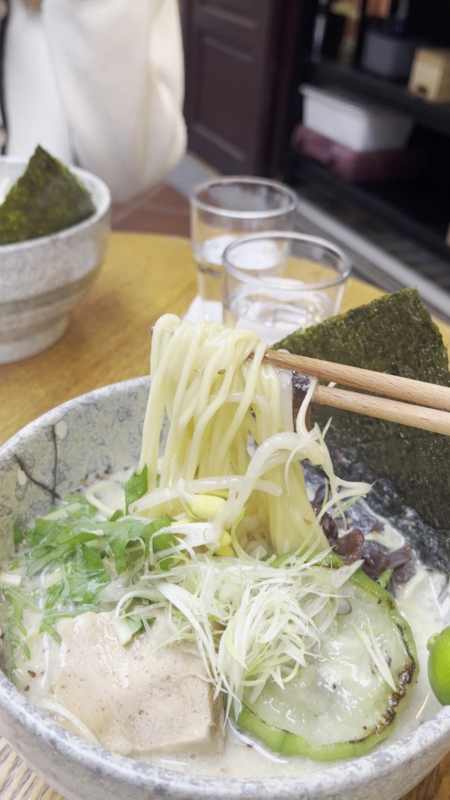 無口小廚 Mukuchi Kitchen & Bar: food & drinks