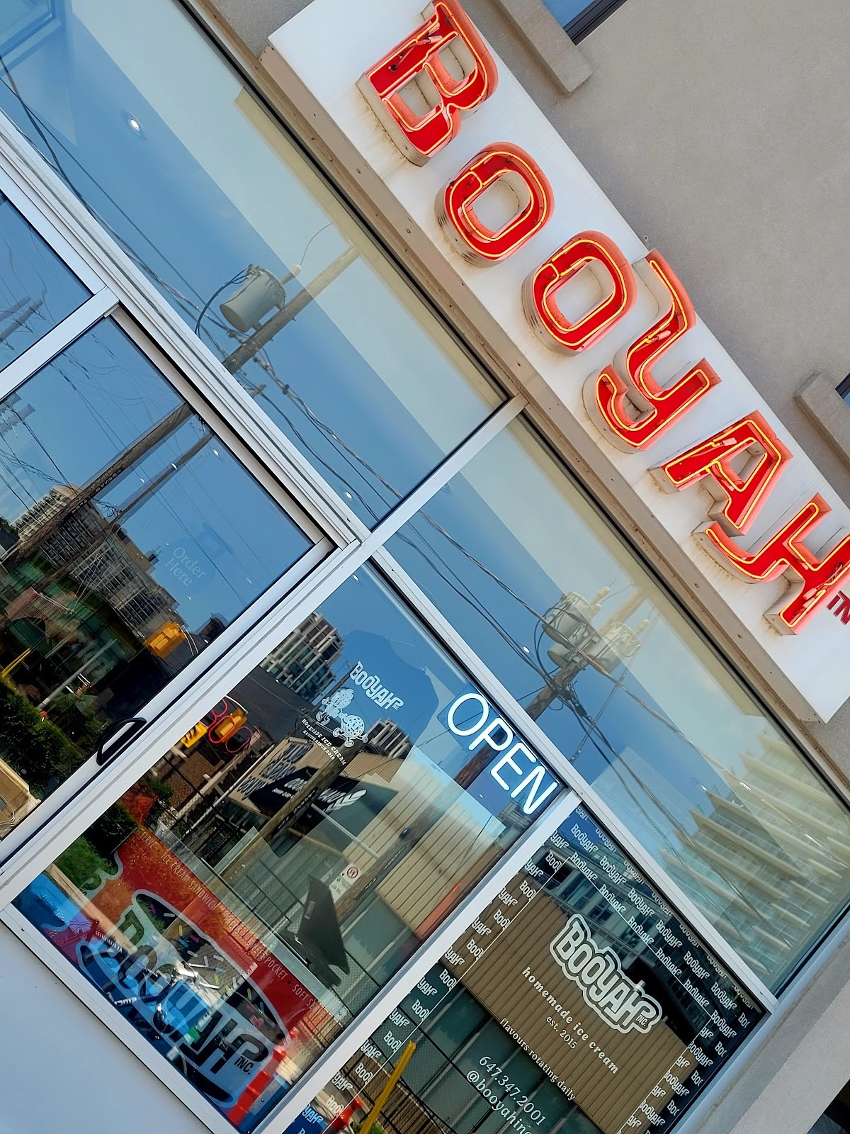 Booyah Inc: the place
