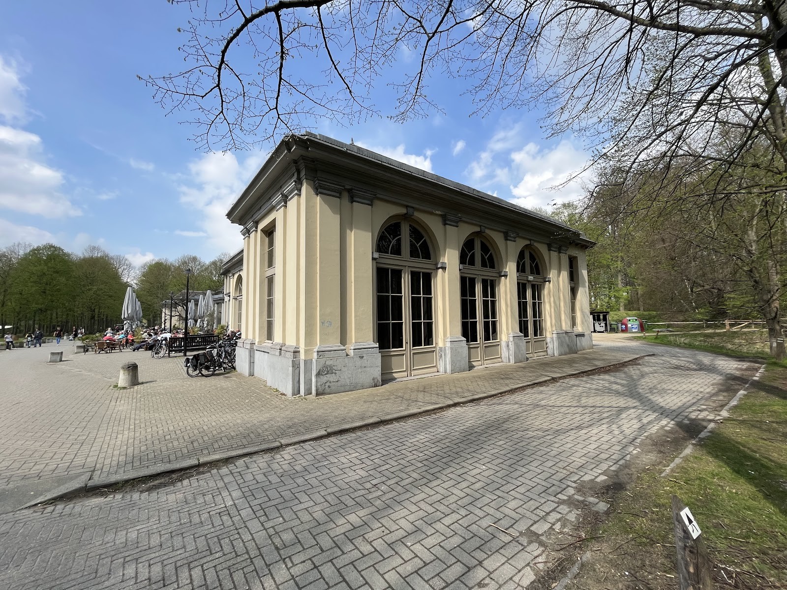 Kasteel Rivierenhof: the place
