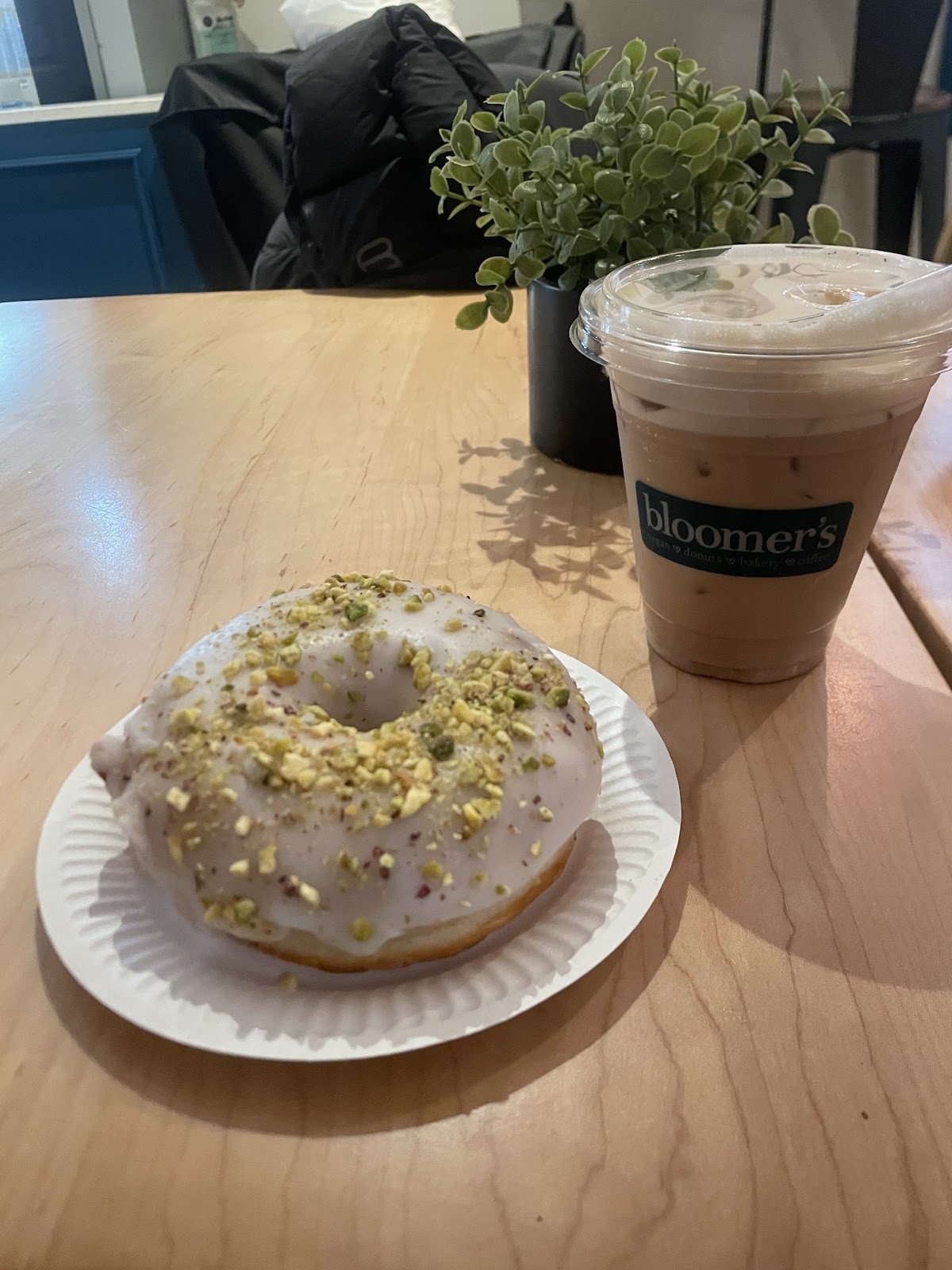 bloomer's Queen: food & drinks
