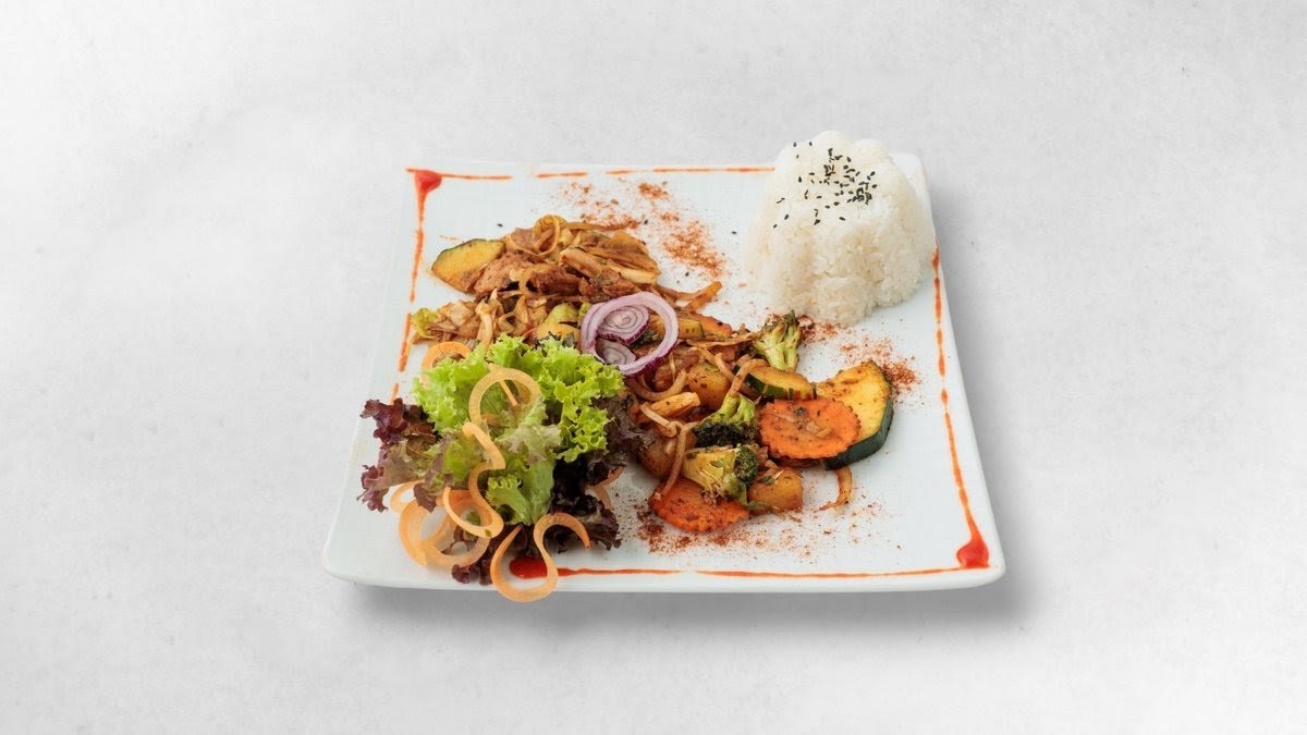 Loving Hut Neubau: food & drinks