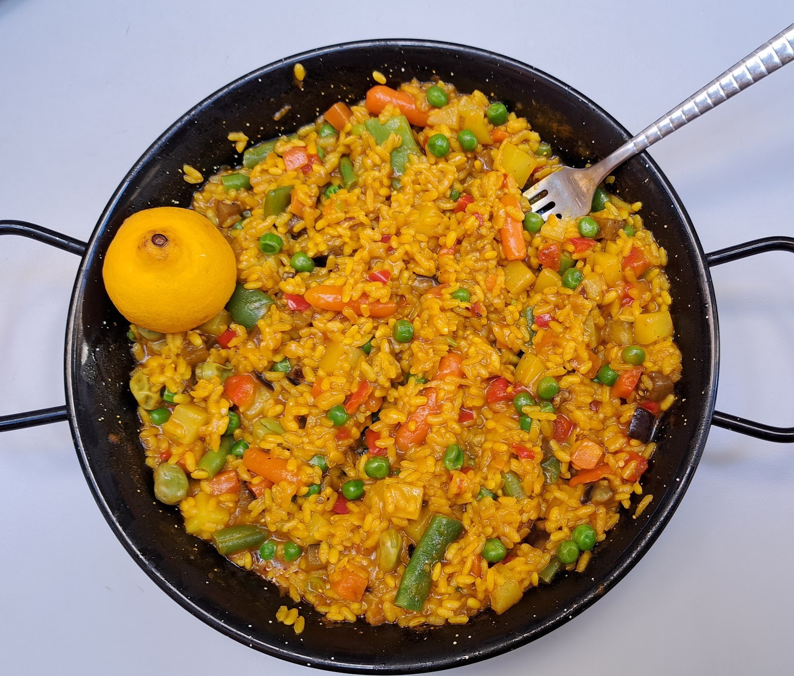 Perejil: food & drinks