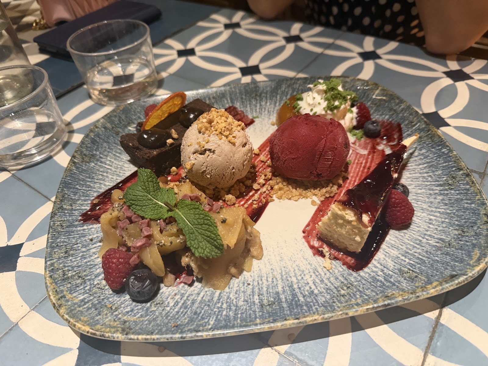 VEGA Alamo: food & drinks