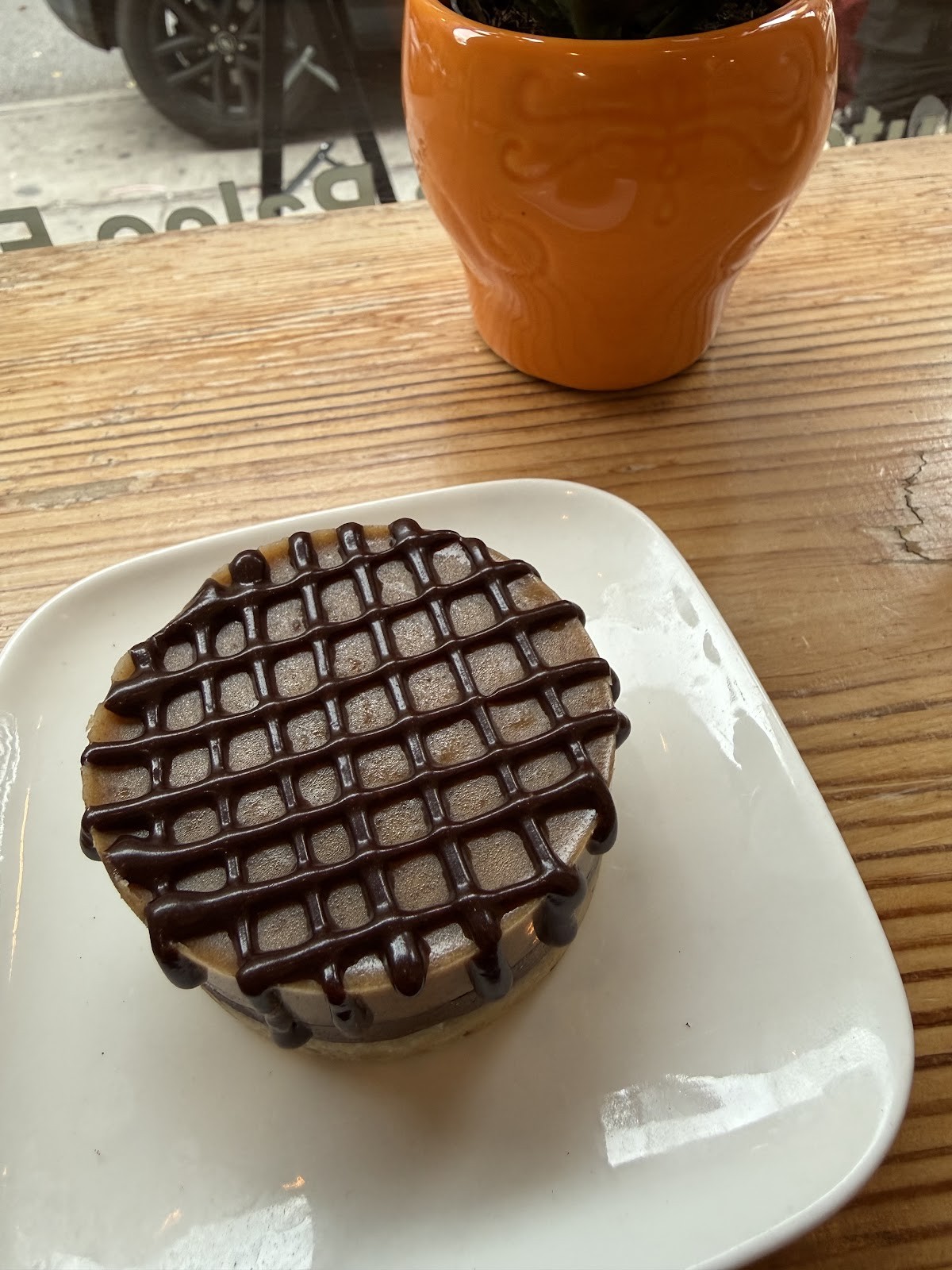 Rawsome Treats: food & drinks