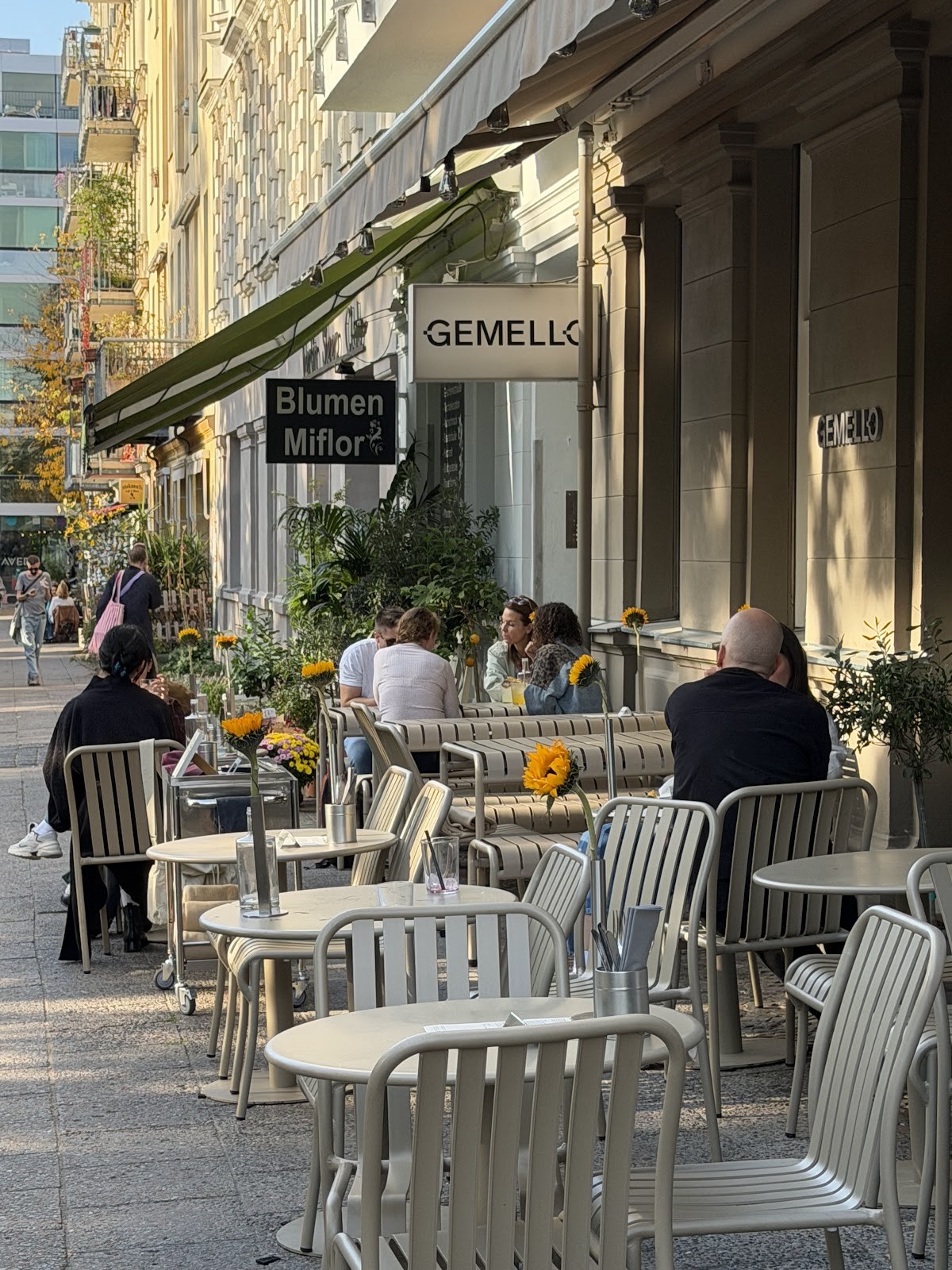 GEMELLO: the place