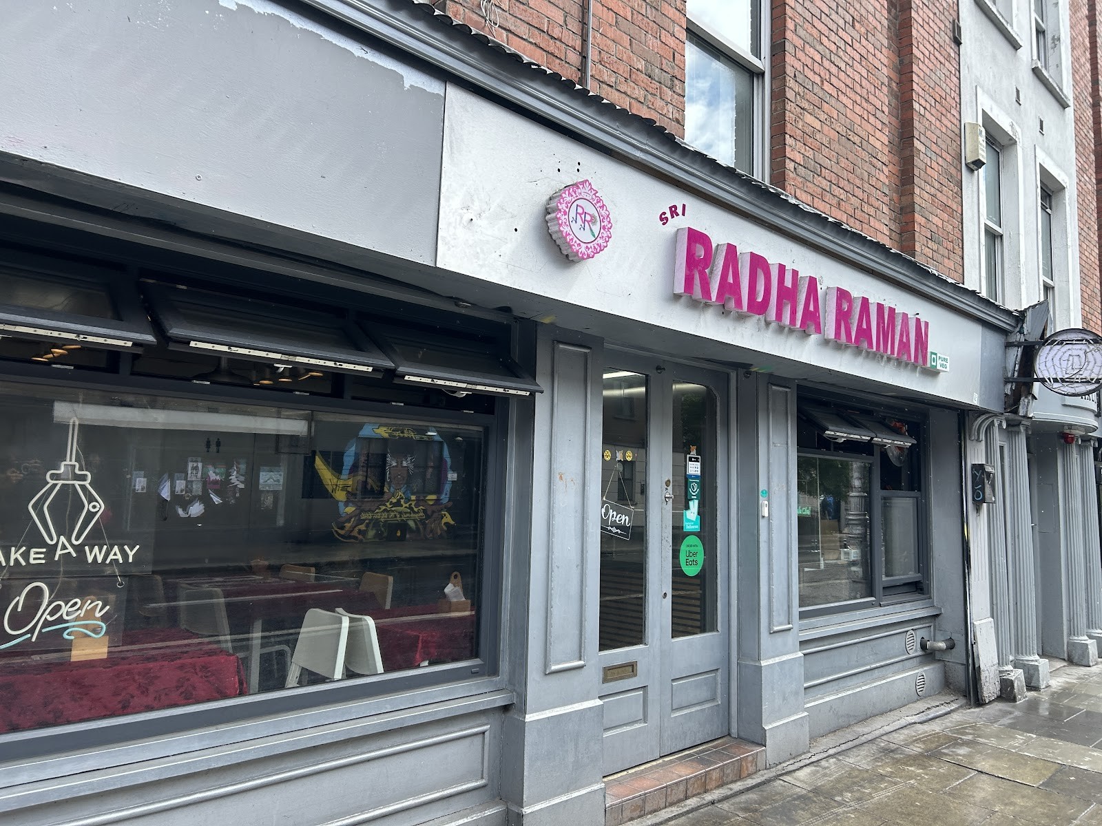 Sri RadhaRaman - Pure Vegetarian: the place
