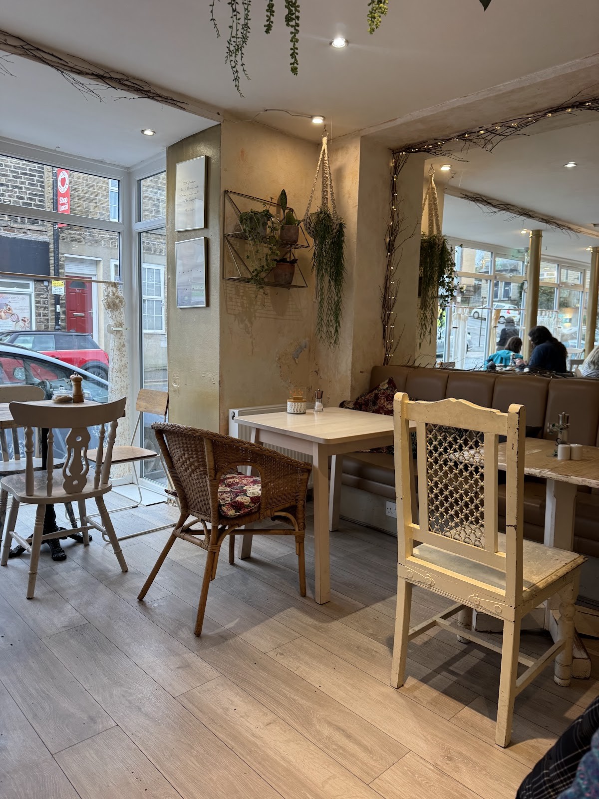 Aesthete Coffee + Kitchen: the place