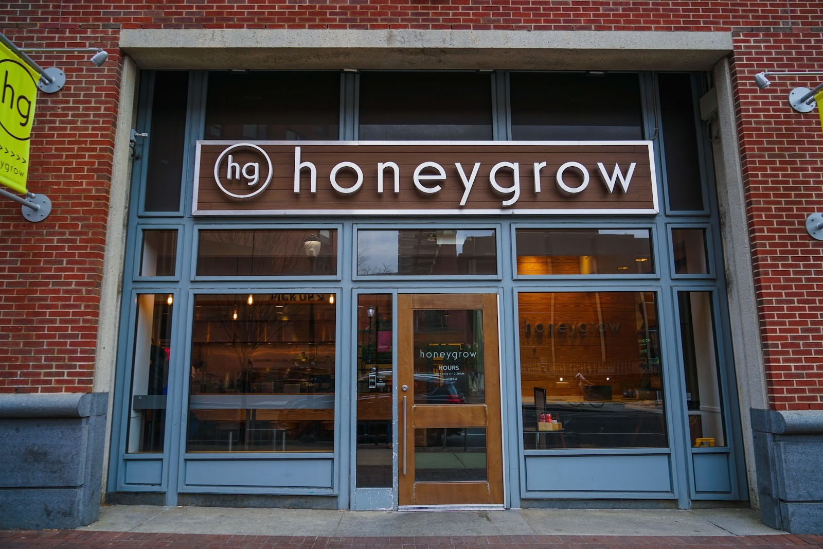 honeygrow: the place