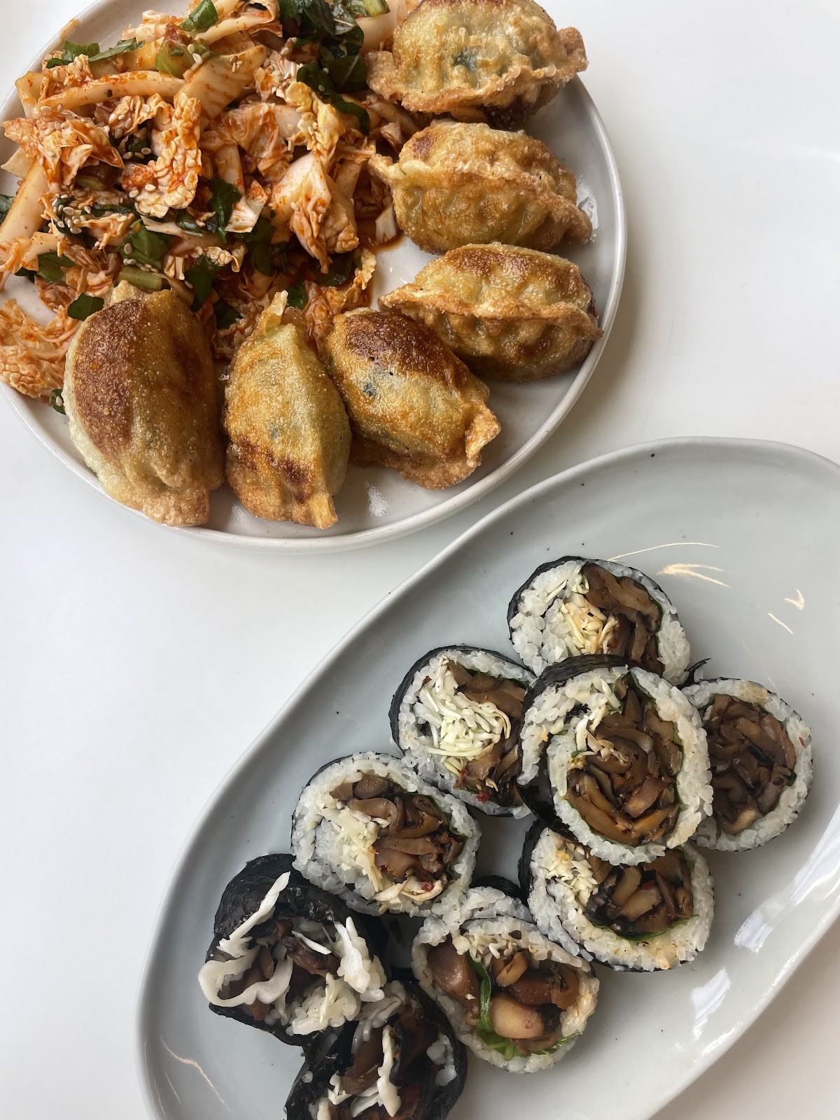 Seler Mari 샐러마리: food & drinks