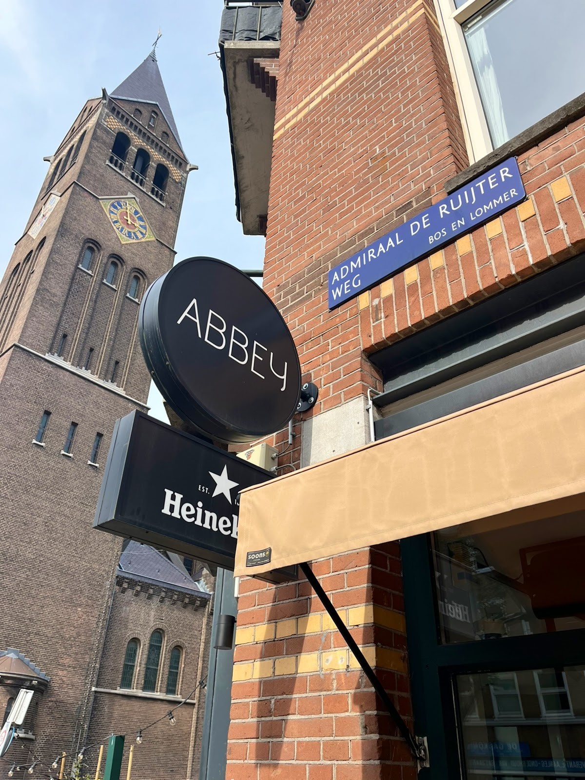 Abbey: the place