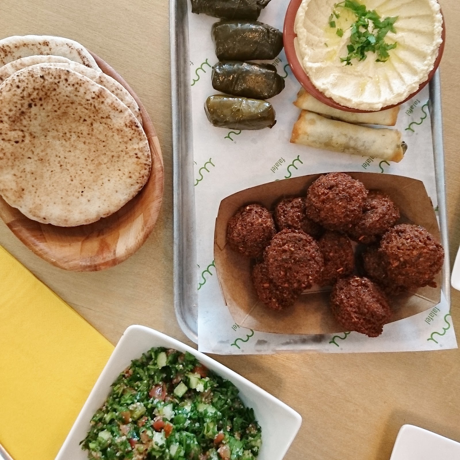 Umi Falafel: food & drinks