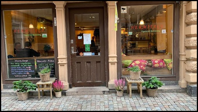 Vegan-Vegetarian Restaurant Hermitage: the place