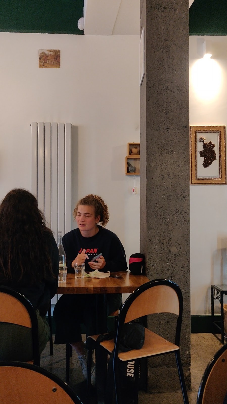 Bell Pesto Café: the place