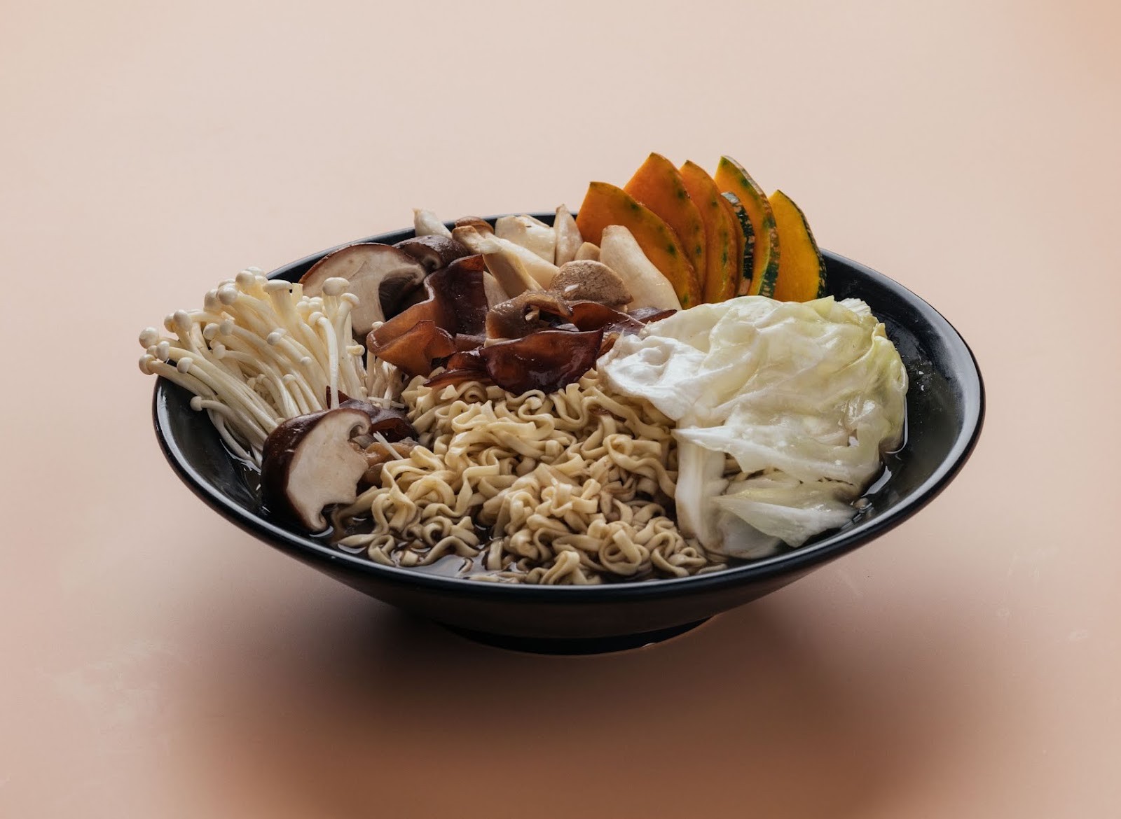 VEGE CREEK蔬河 誠品南西店: food & drinks