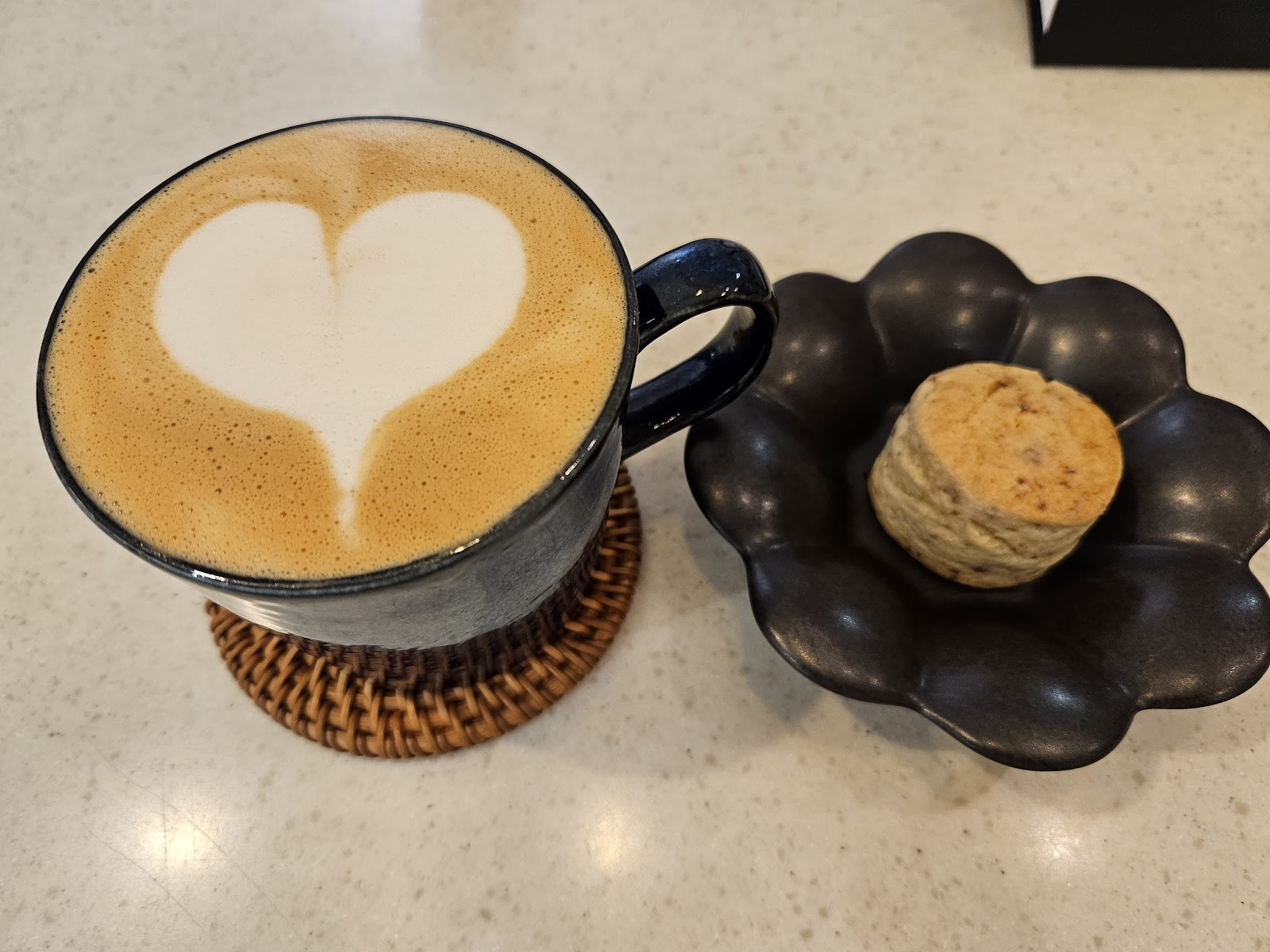About Islander: food & drinks