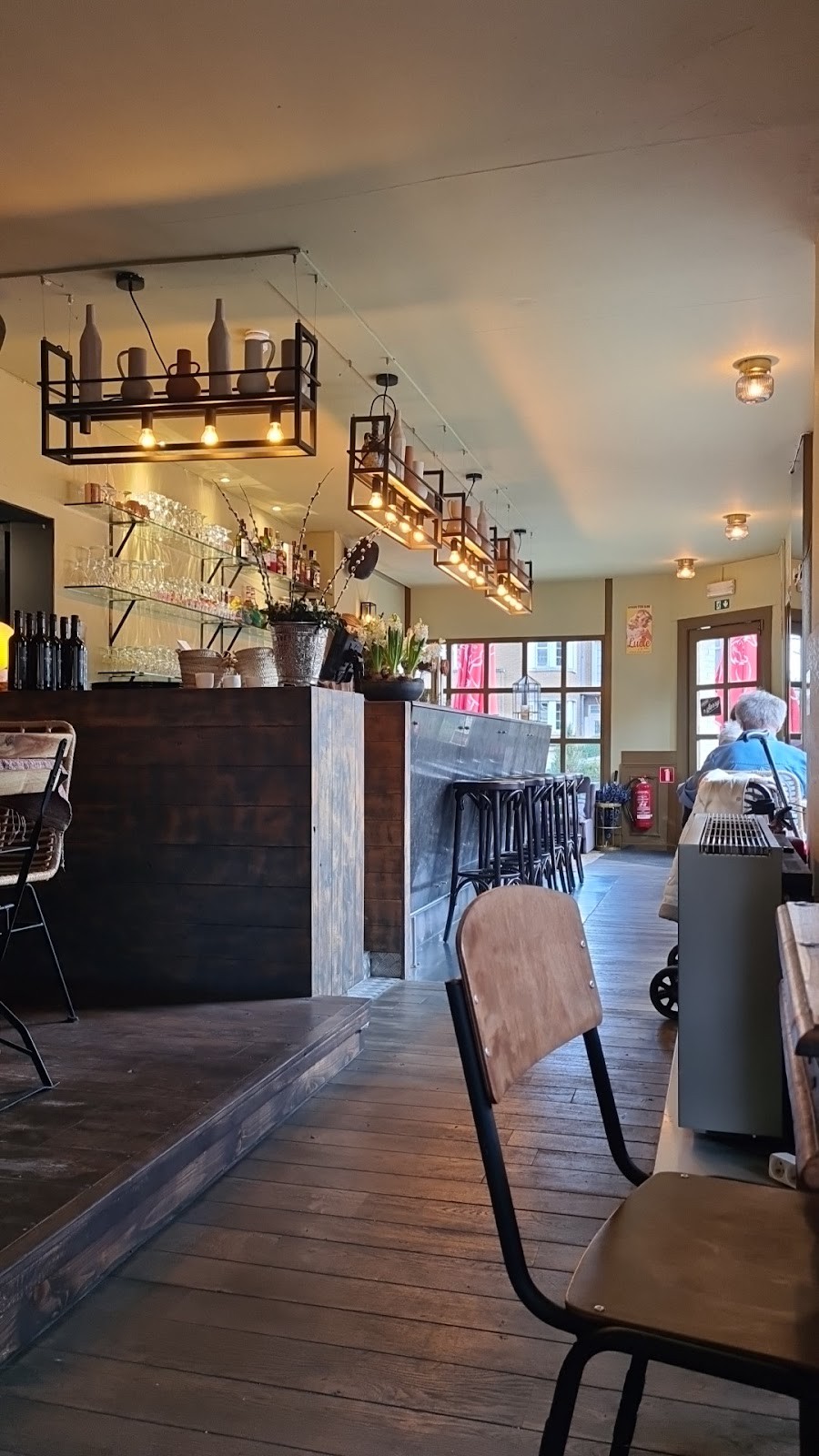 Bar Ven: the place