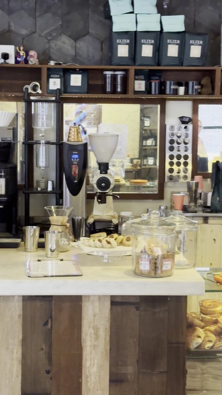Elixr Coffee Roasters: photo 4