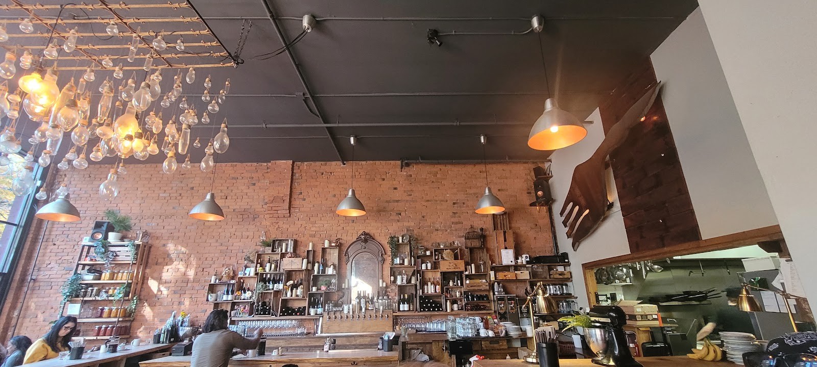 Twisted Fork Bistro: the place