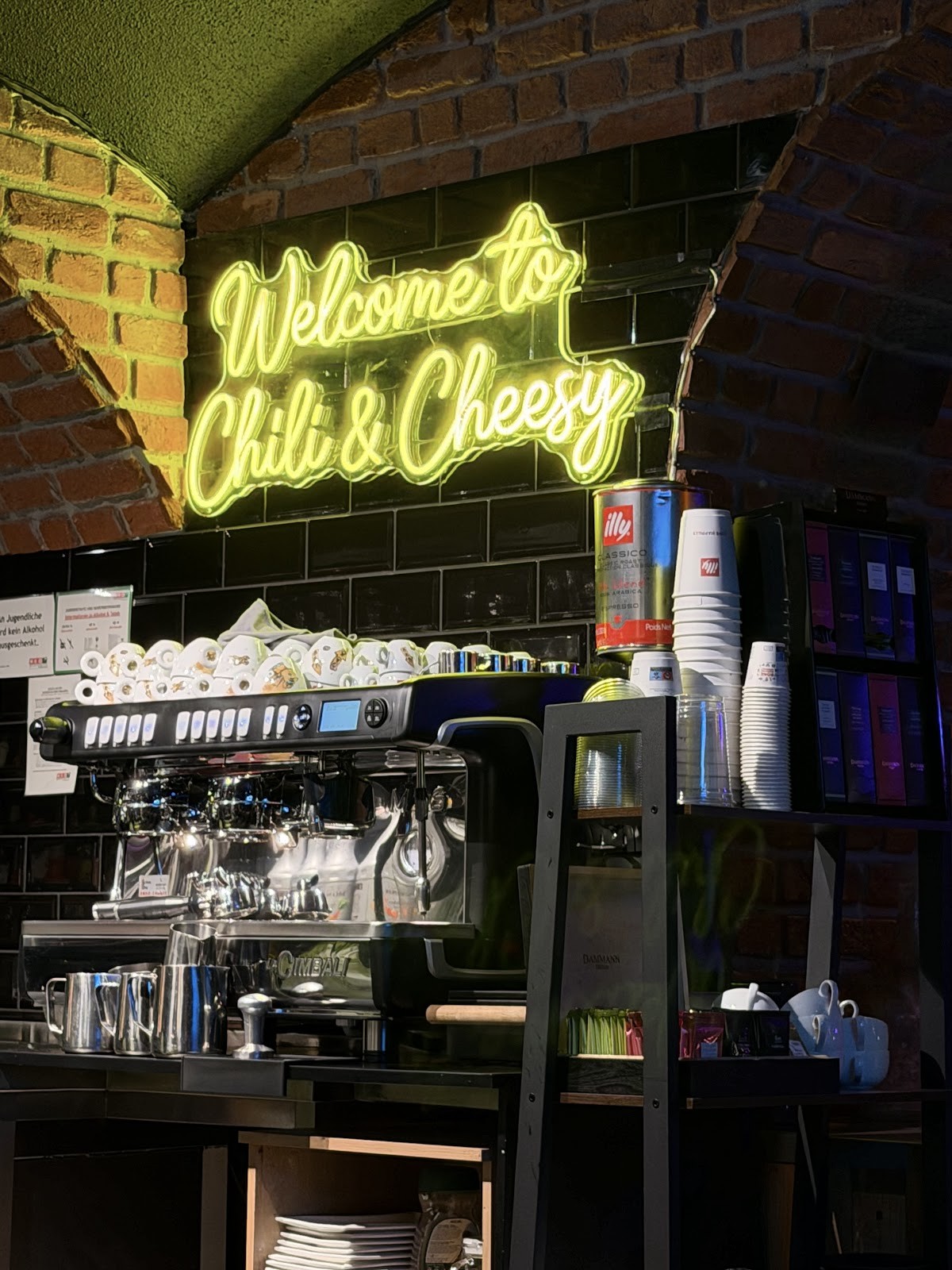 Chili & Cheesy: the place