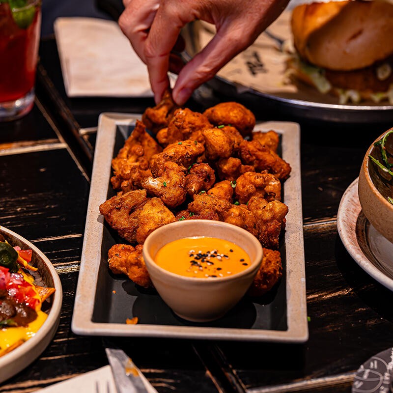 Vrutal | Vegan Burger Eixample: food & drinks