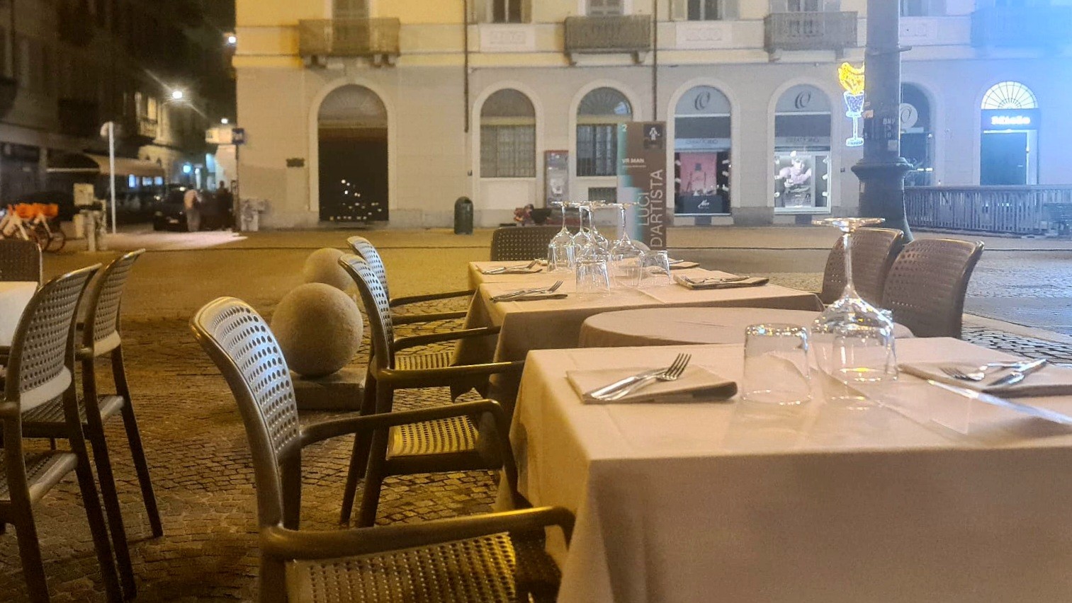 Kipling Restaurant & Wines: the place
