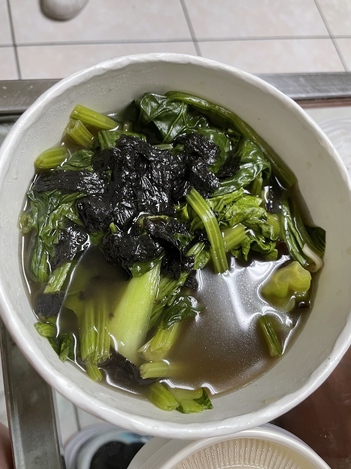 VEGE CREEK蔬河 誠品南西店: food & drinks