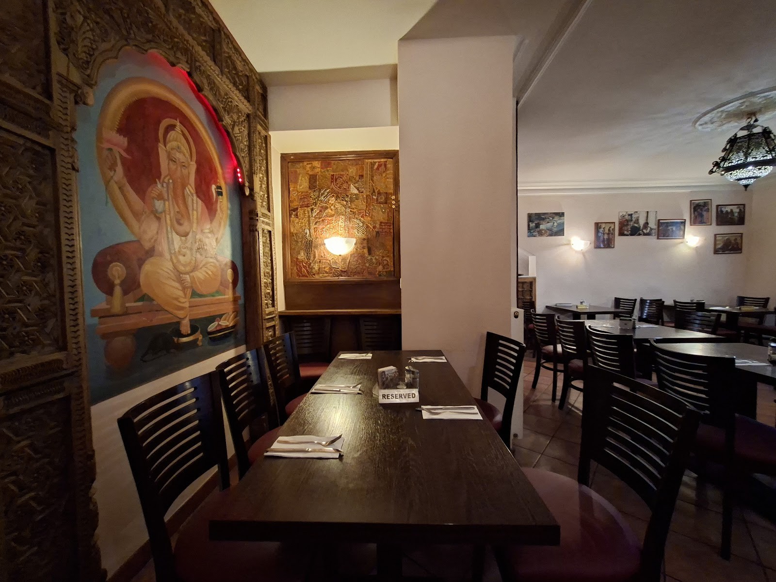 Ganesha Indisches Restaurant in Köln seit 1987: the place
