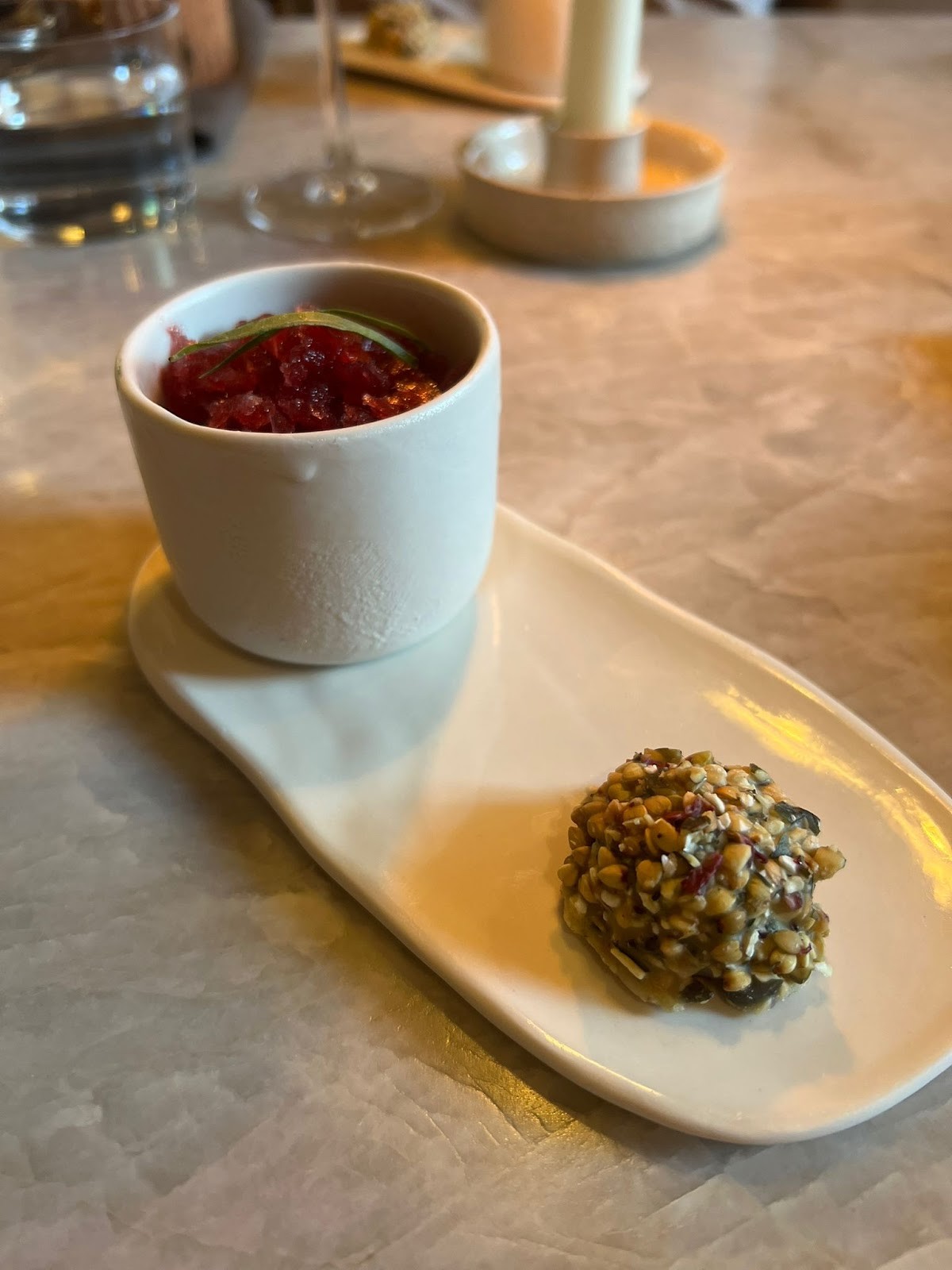 Plates Restaurant & Food Studio: food & drinks