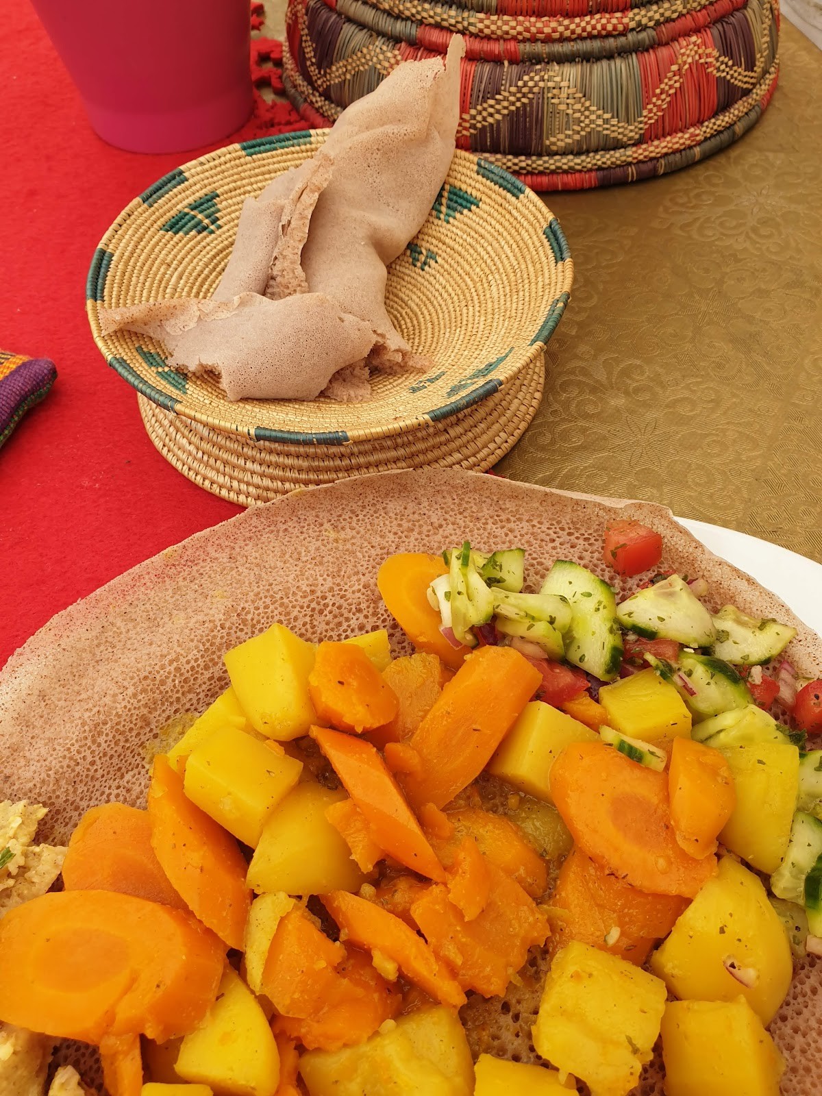 Seni's Ethiopian Streetfood: food & drinks