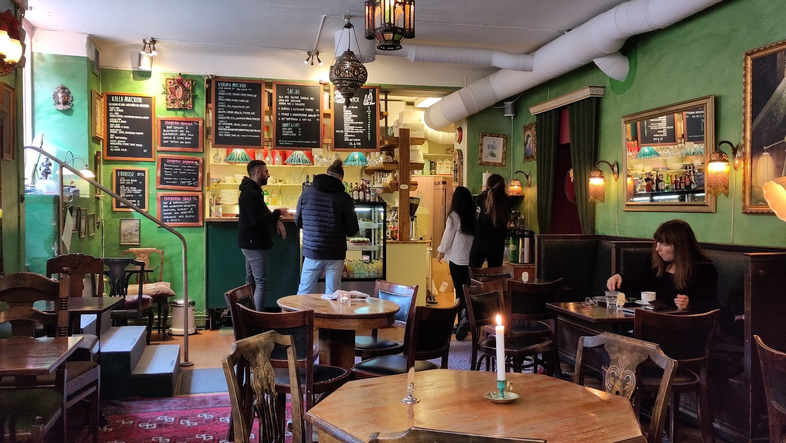 Cafe Blå Lotus: the place