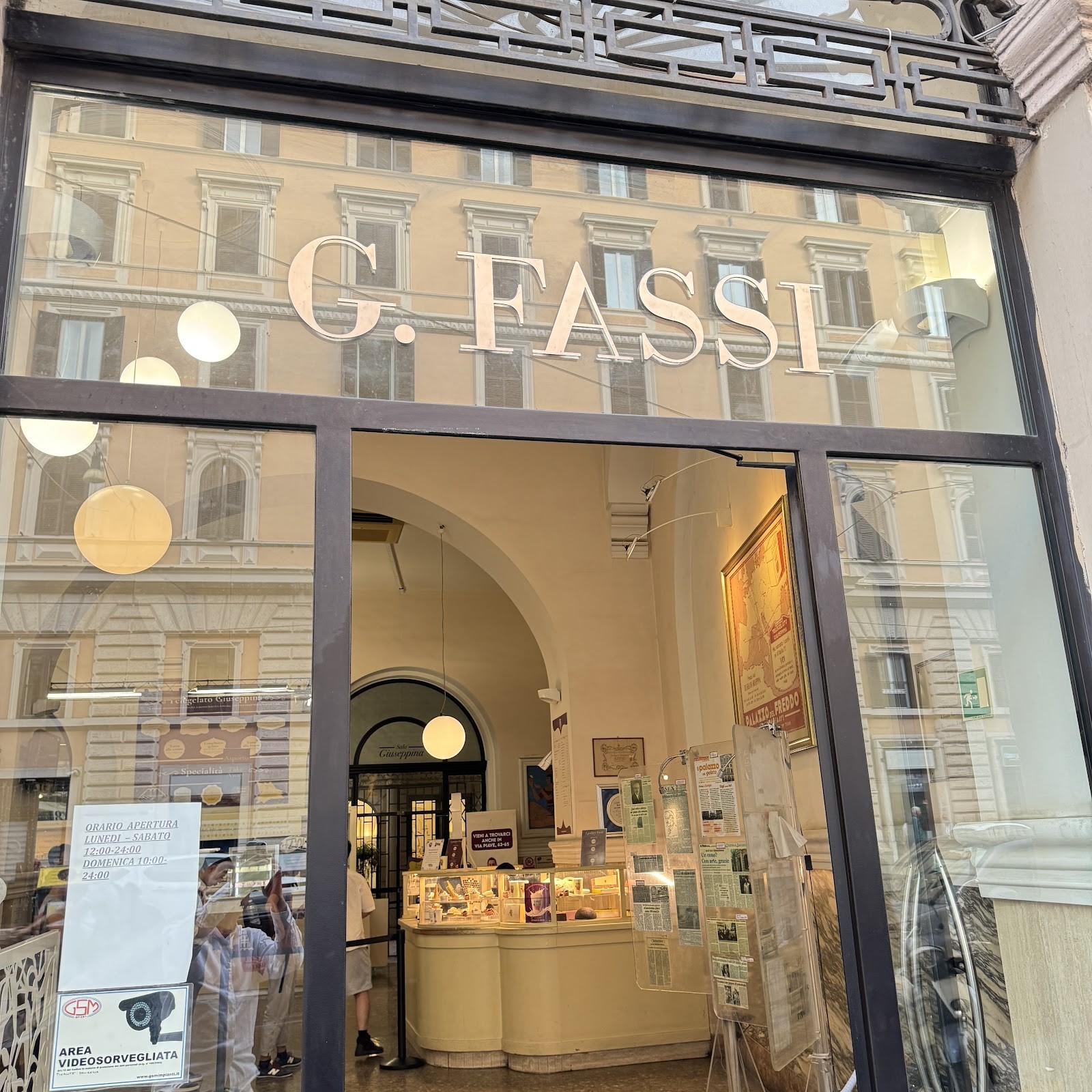 Gelateria Fassi - Gelato artigianale a Roma dal 1880: the place