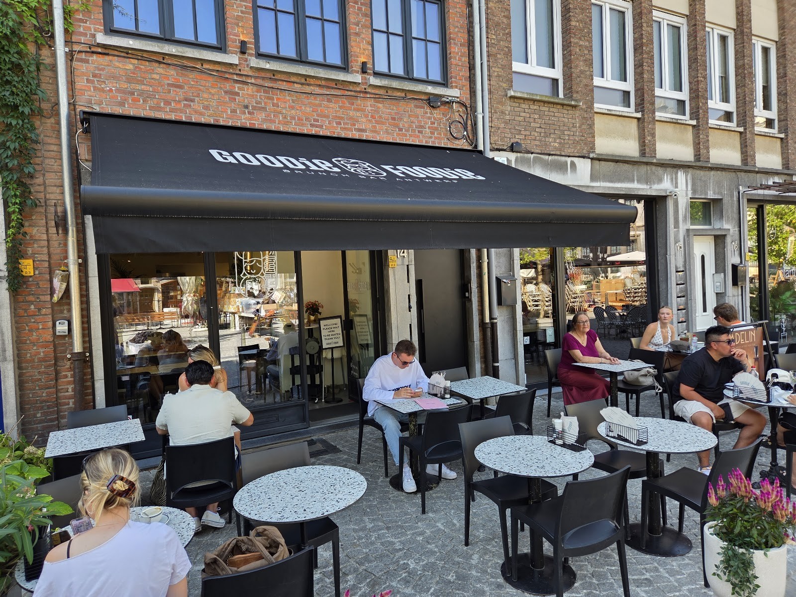 Goodie Foodie: the place