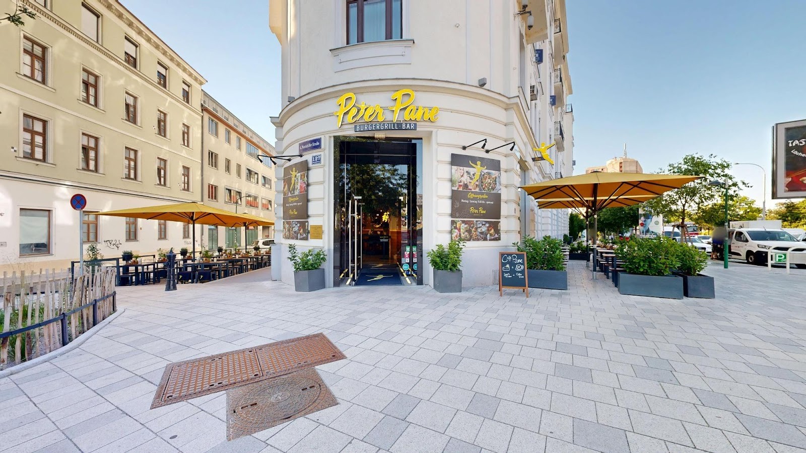 PETER PANE Burgergrill & Bar: the place
