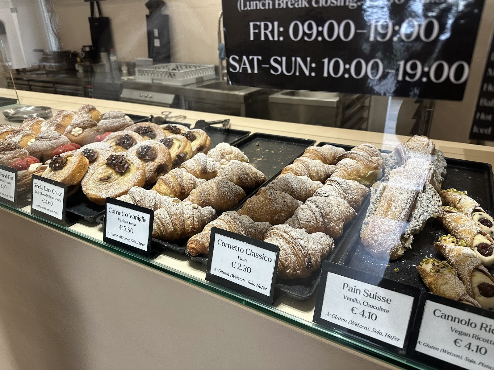 The Sanctuary - Italian Vegan Bakery: food & drinks