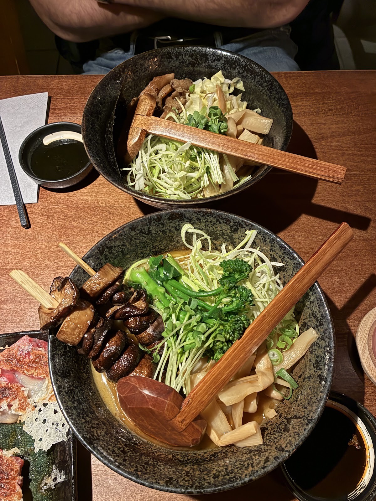 Shisomen Vegan Ramen & Cocktails: food & drinks