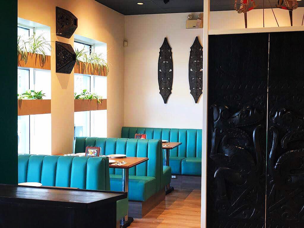 Banana Leaf Original (Broadway & Oak): the place