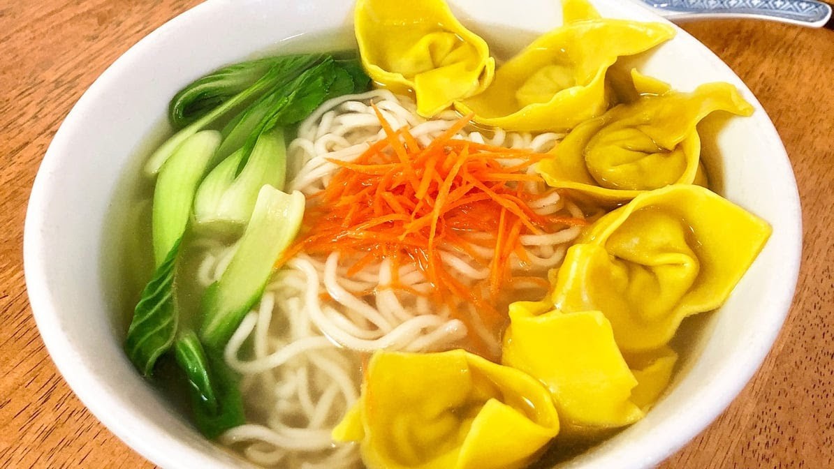 Loving Hut Richmond: food & drinks