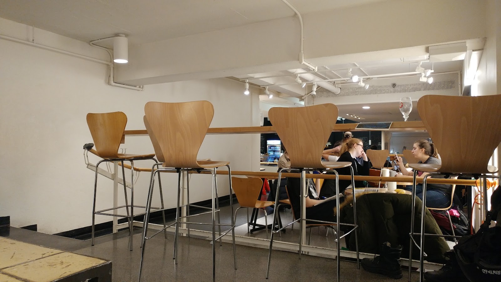 Hive Café Solidarity Cooperative: the place