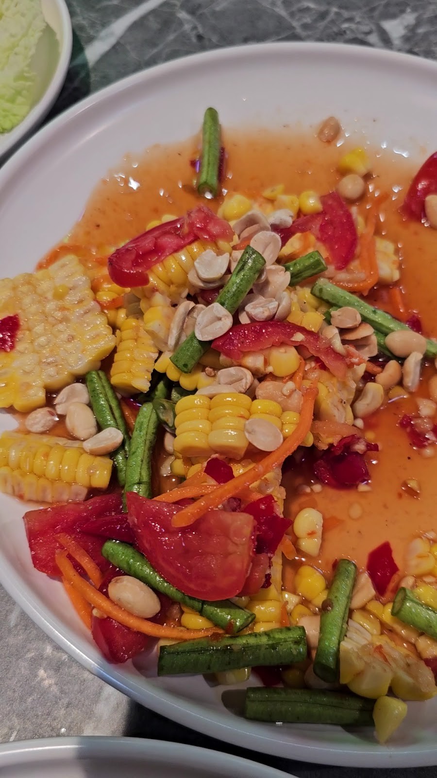 So Vegan สาขา Phenix ประตูน้ำ: food & drinks