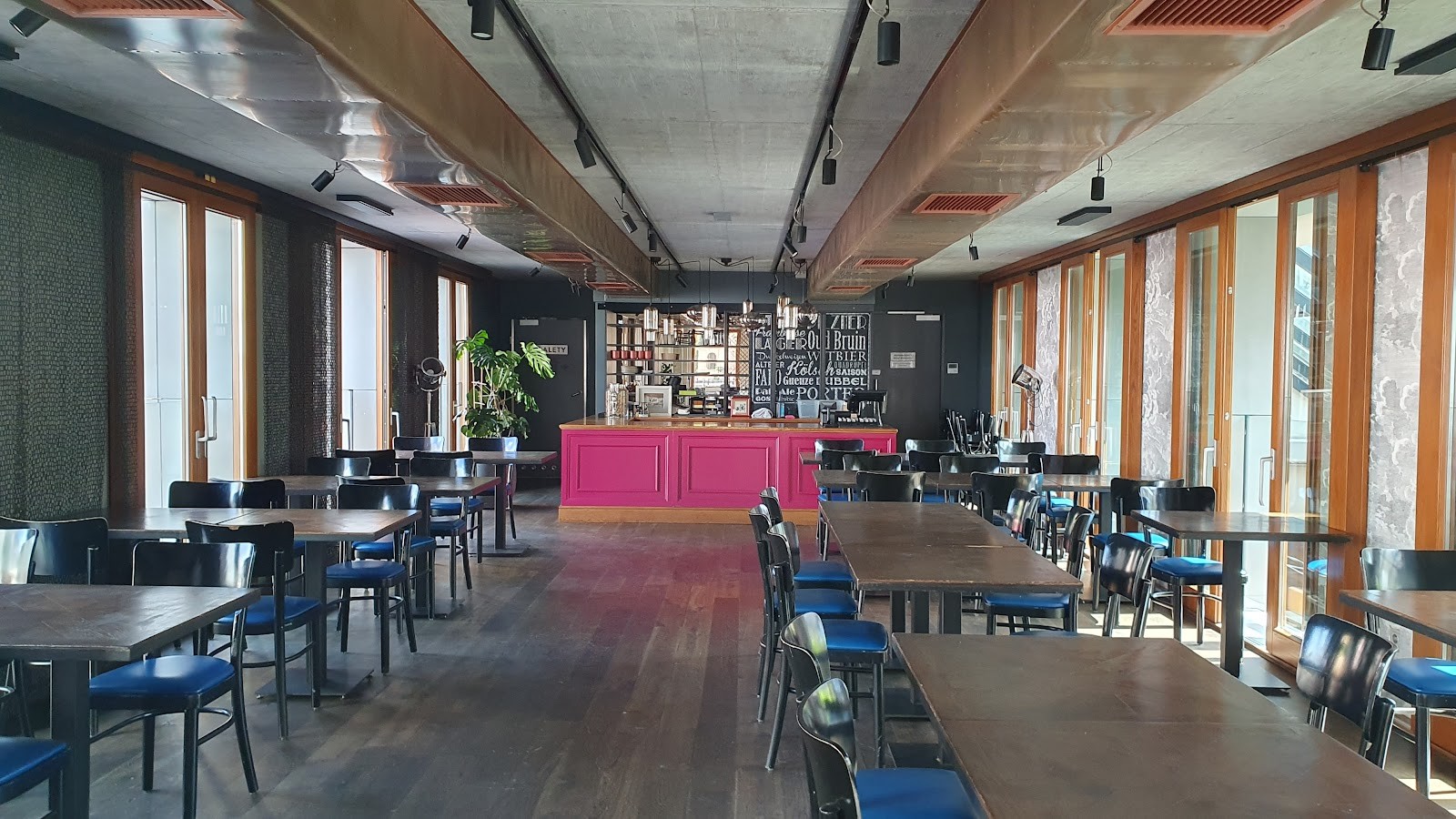 Plac Nowy 1 | Restaurant & Cocktail Bar: the place