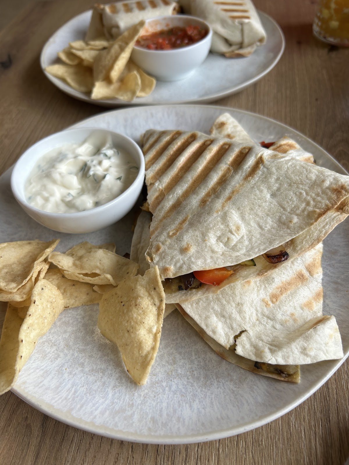 Mamafood bistro: food & drinks