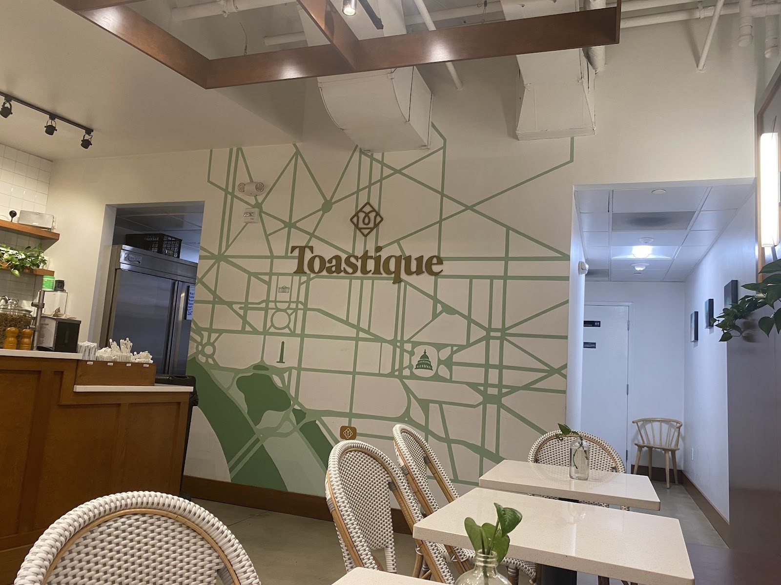 Toastique: the place