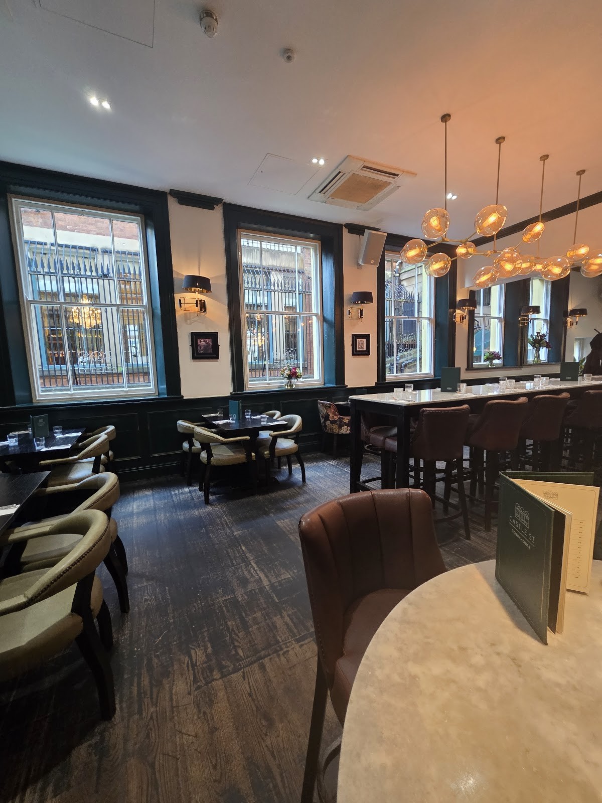 Castle St Townhouse: the place