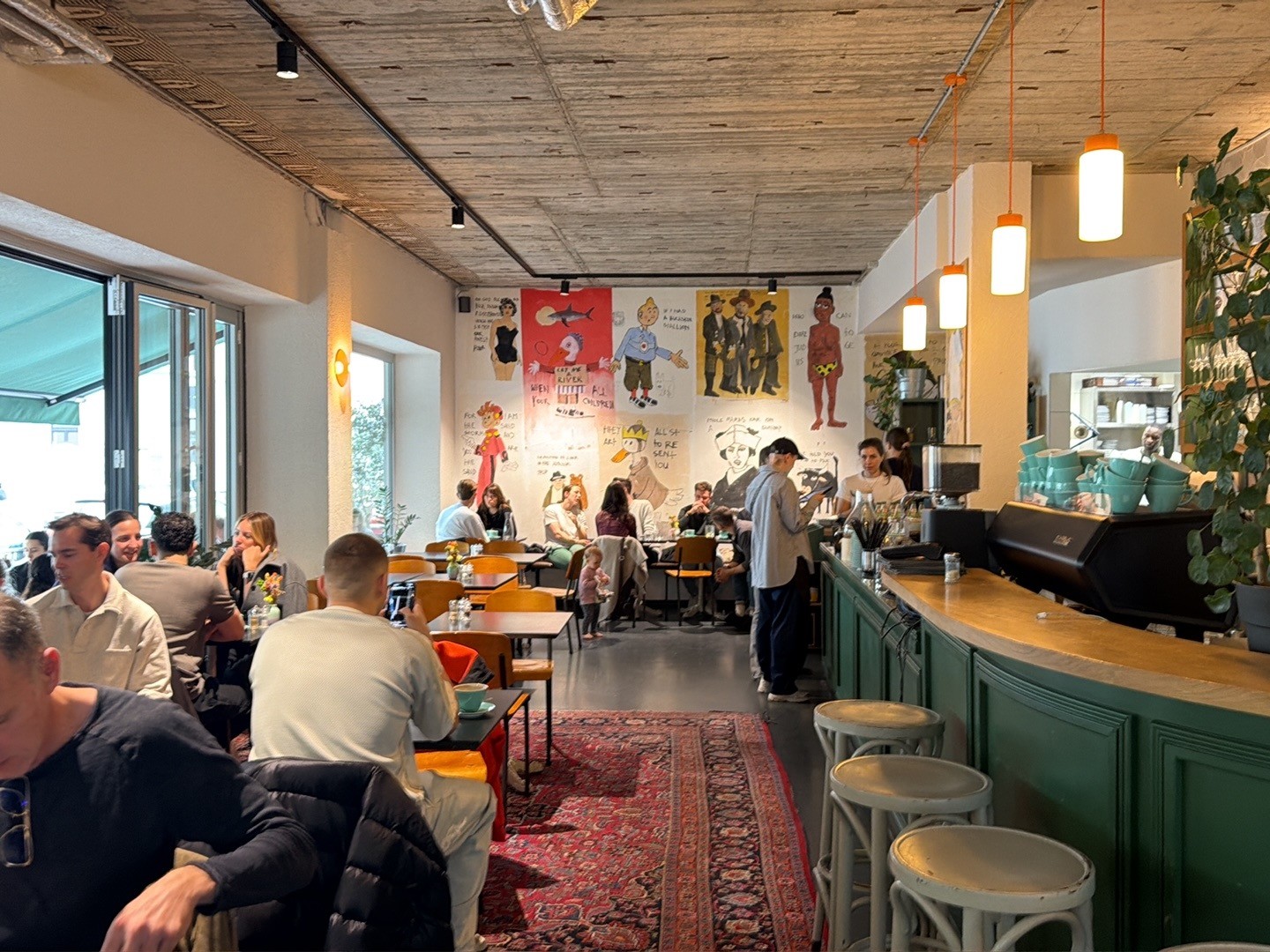 Madam Anna Ekke: the place