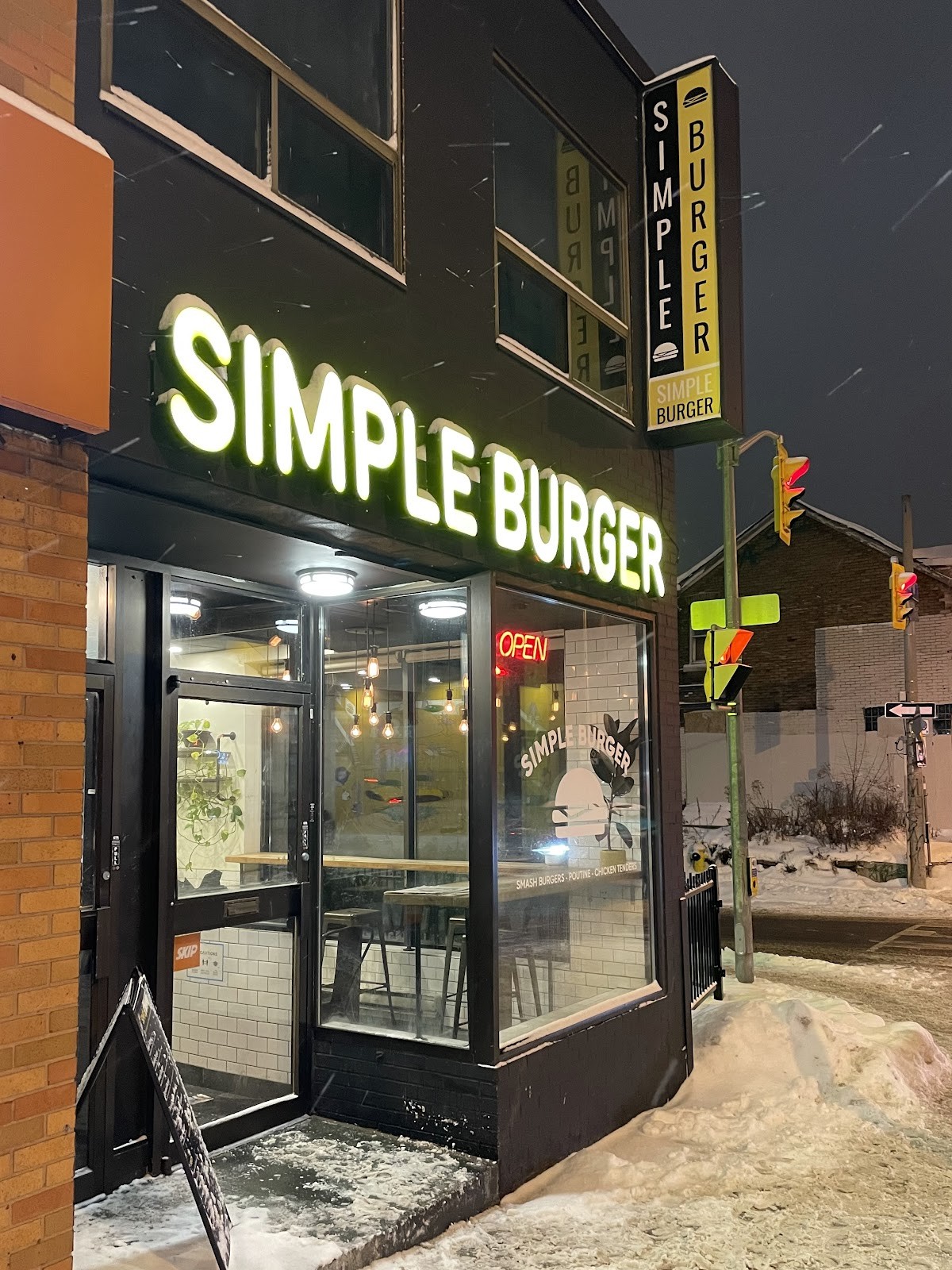 Simple Burger: the place
